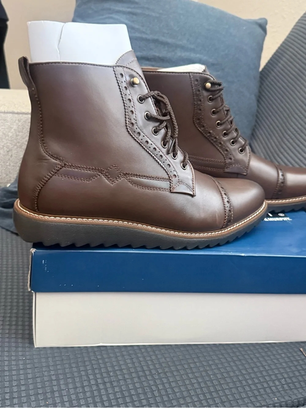 Brand New Johnston & Murphy Brown Leather Lace-Up Wingtip Boots